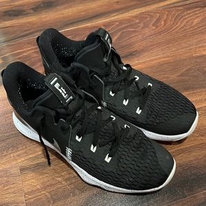 Nike Lebron Witness V size 14